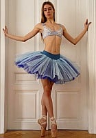 Avva Ballerina